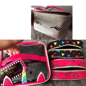 Betsey Johnson 3 piece Unicorn Cosmetic Bag Set!!